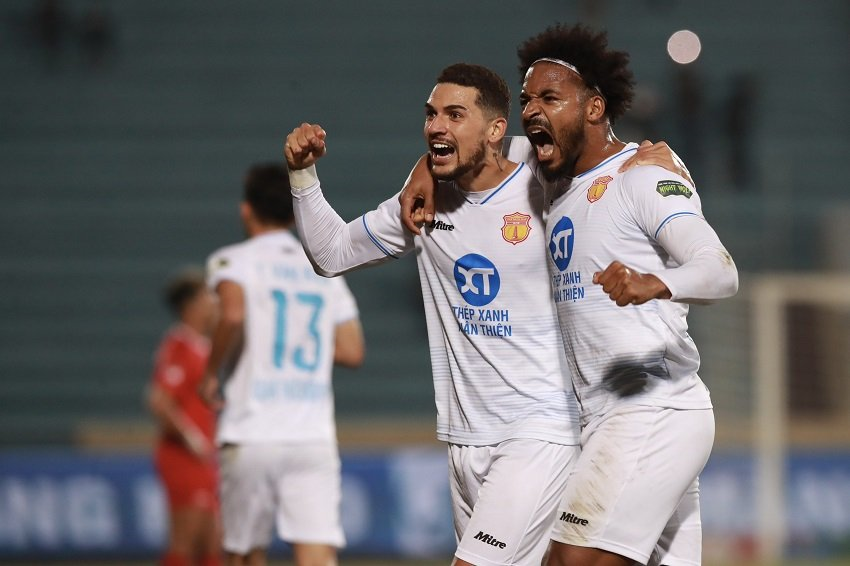 Kết quả V-League 2023-2024: Nam Định 3-0 Thể Công Viettel - Vững vàng ngôi đầu bảng